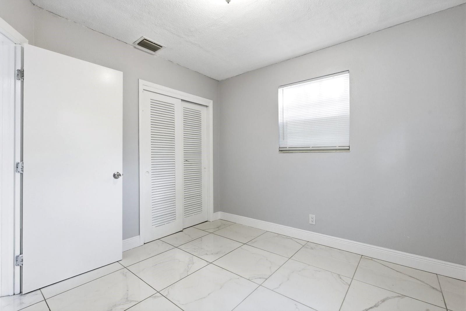 5961 NW 42nd Avenue, Fort Lauderdale, FL 33319 photo 15