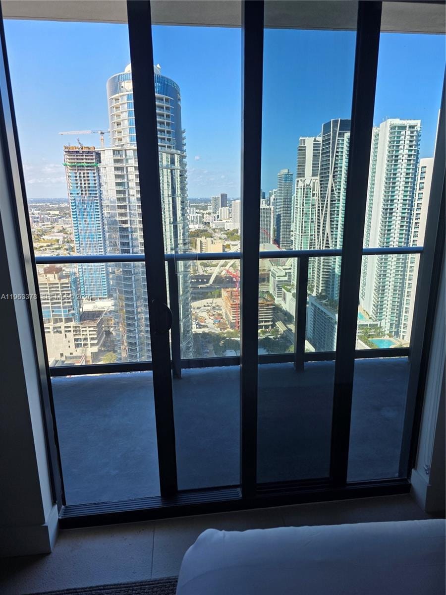 159 NE 6th Street 4302, Miami, FL 33132 photo 18