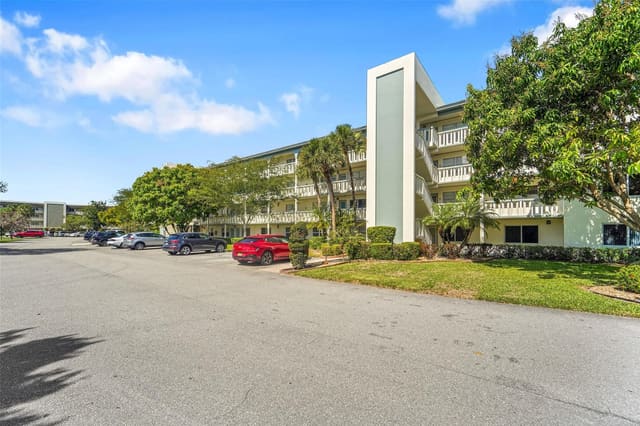 2501 Antigua Terrace D-4, Coconut Creek, FL 33066