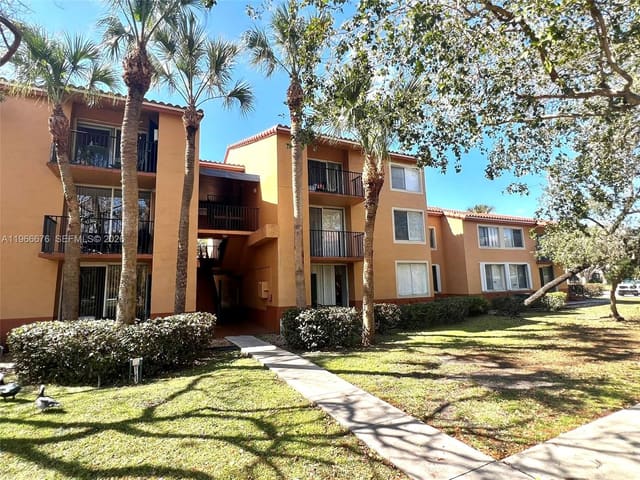 10741 Cleary Boulevard 204, sold in Lakes Of Jacaranda, Plantation, FL