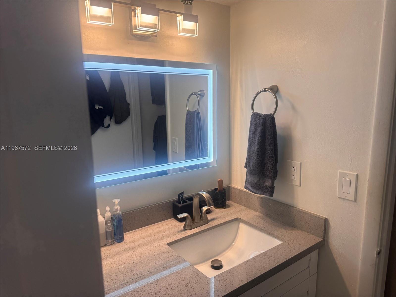 3215 N Ocean Drive 302 — photo 8