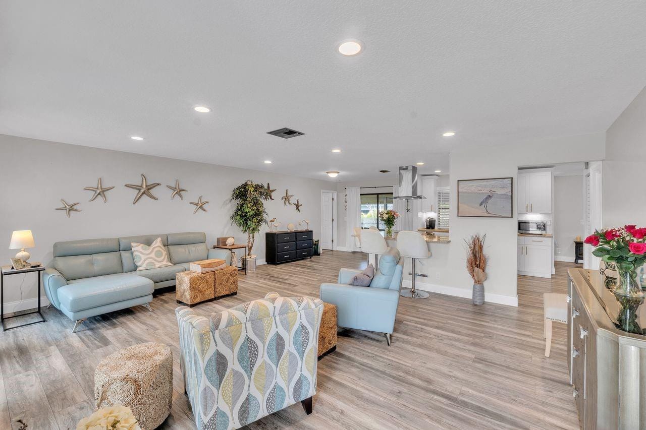 14677 Shadow Wood Lane — photo 3