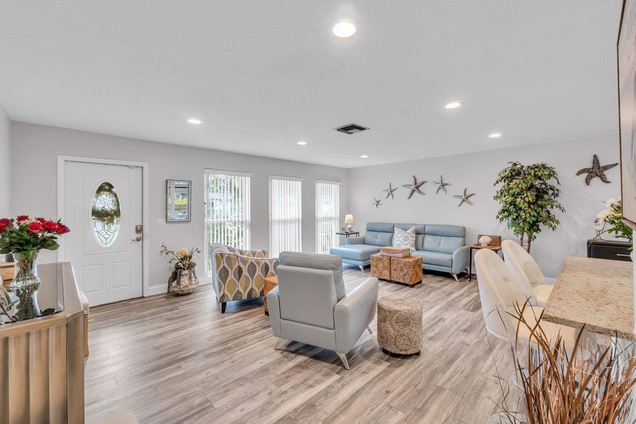 14677 Shadow Wood Lane — photo 8