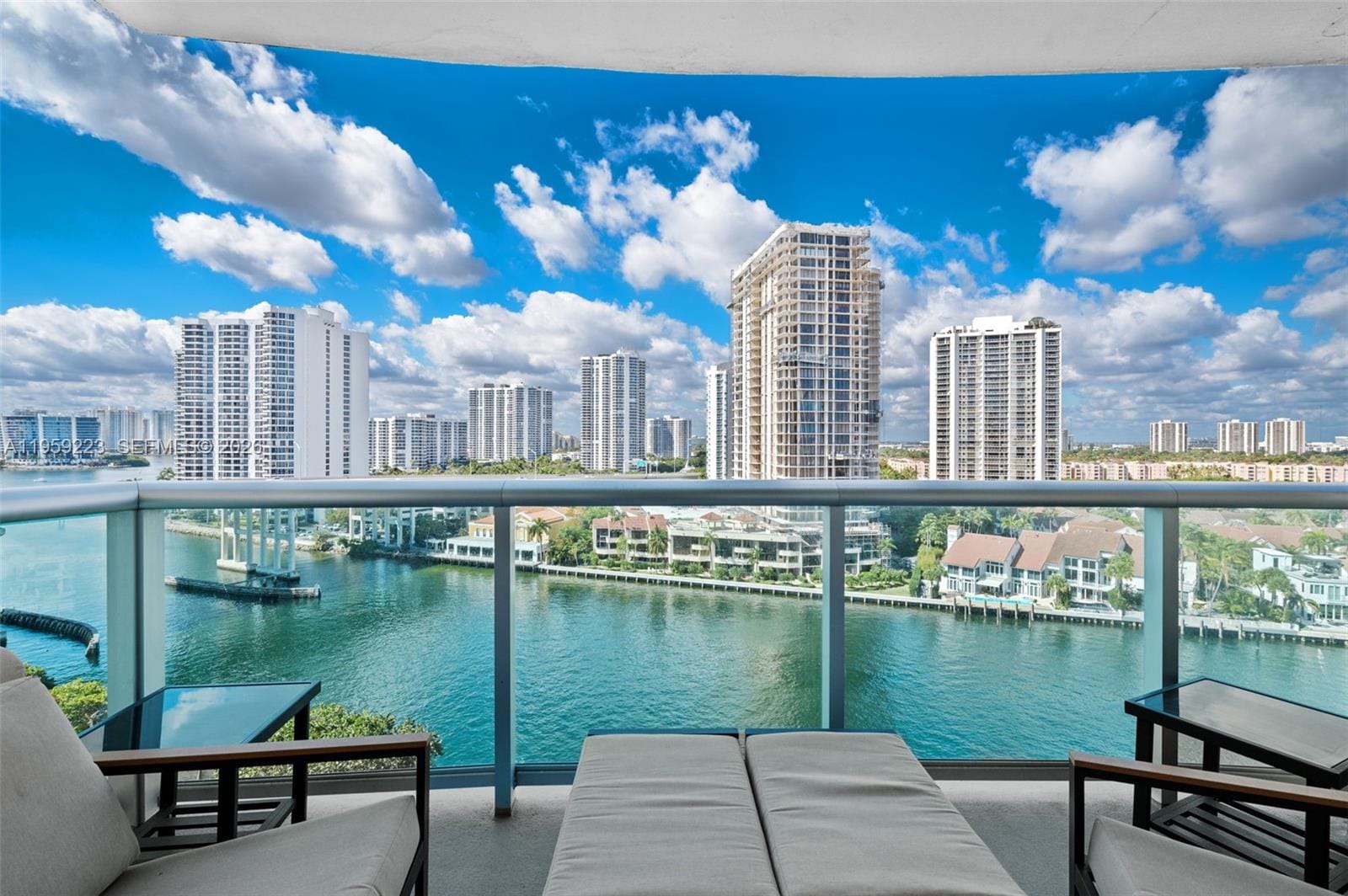 19390 Collins Avenue 1221 — photo 2