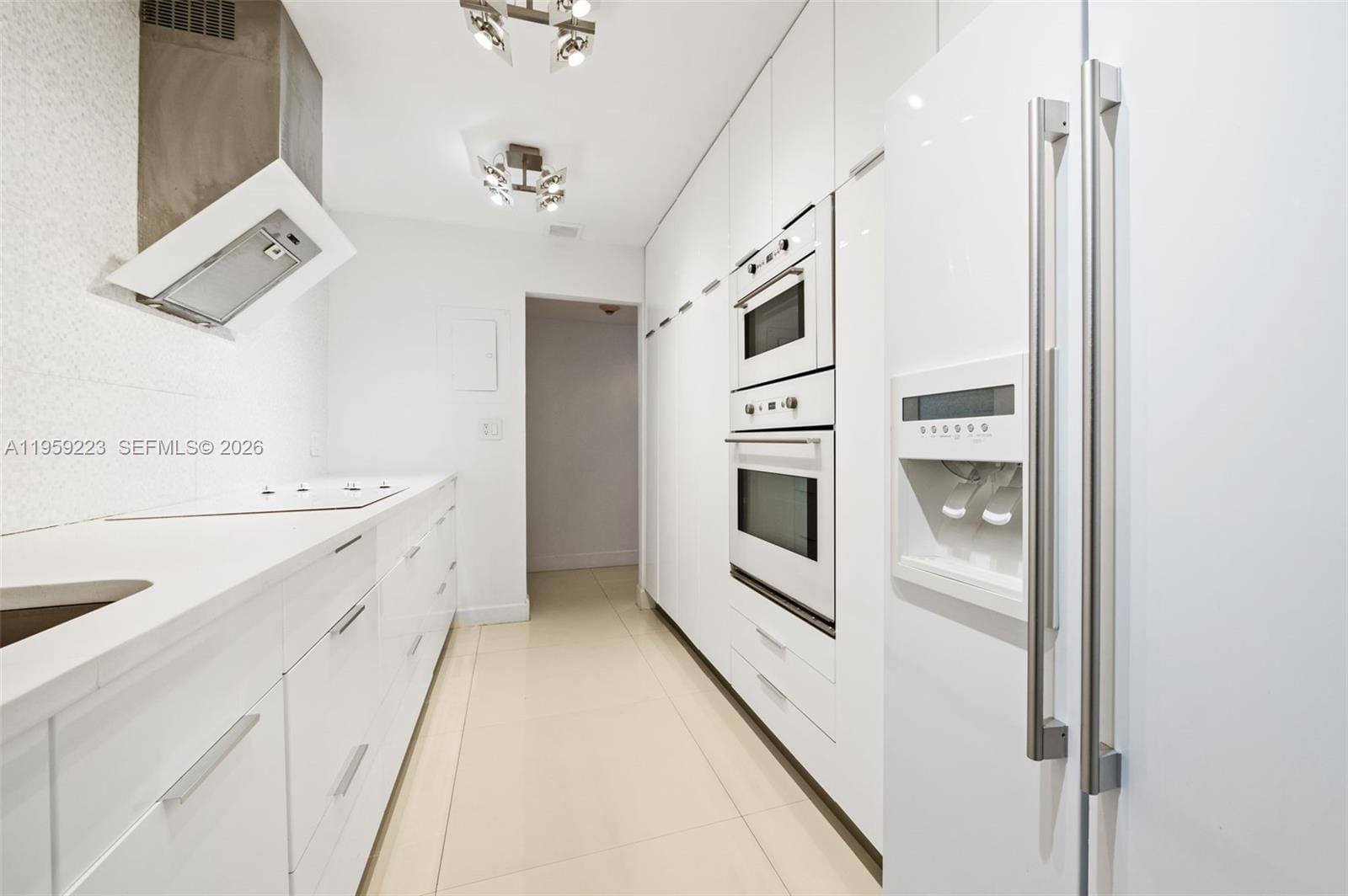 19390 Collins Avenue 1221 — photo 12