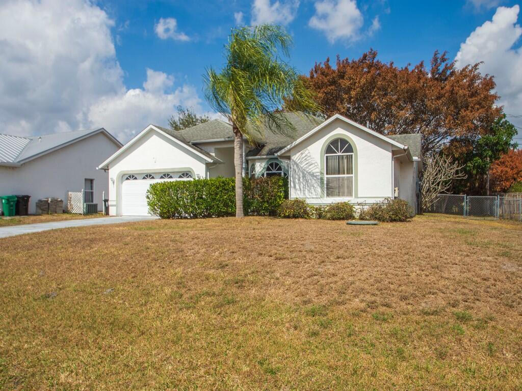 5718 NW North Macedo Boulevard, Port St. Lucie, FL 34983, Port St Lucie