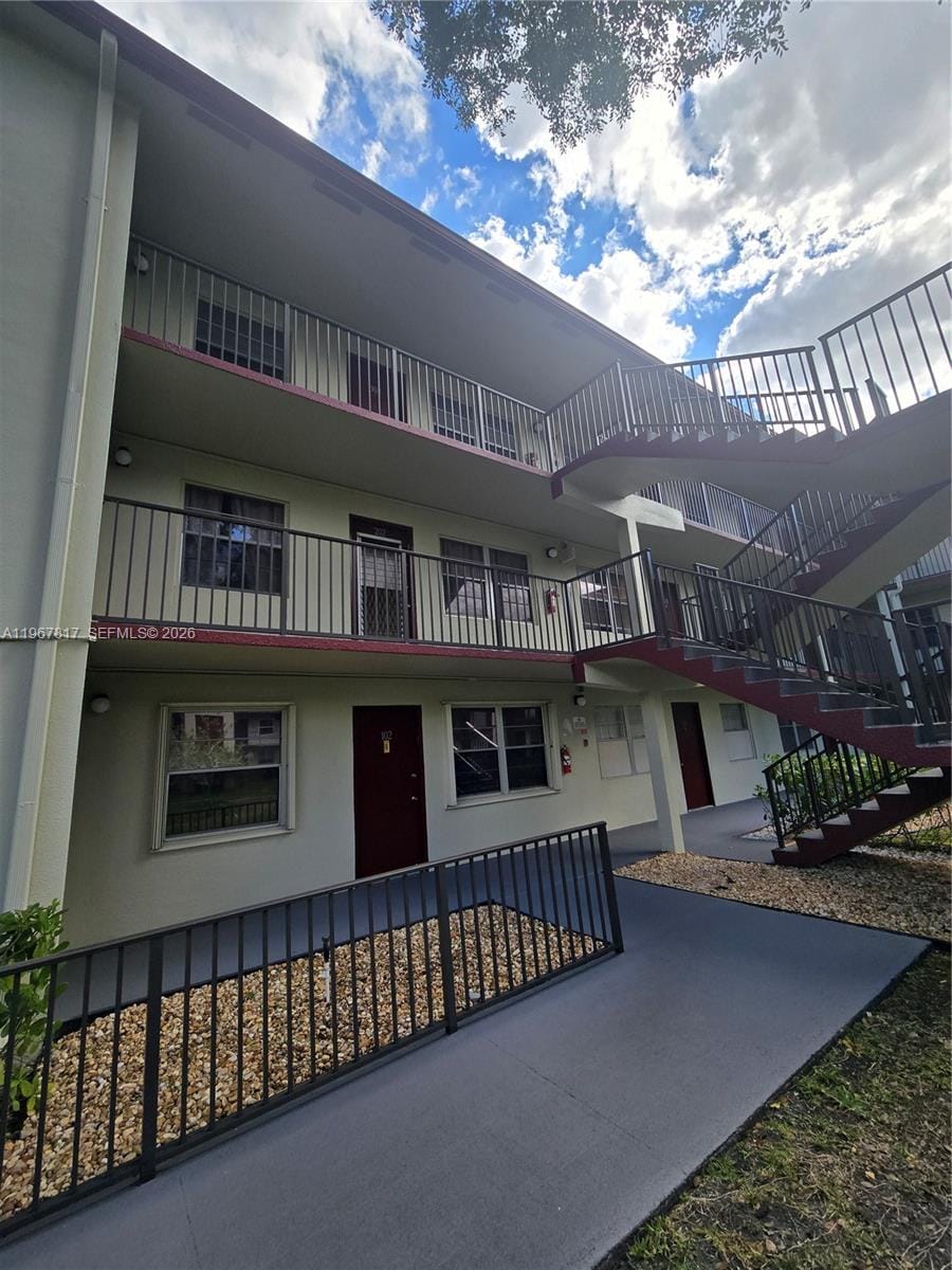 13500 SW 1st Street 202U, Pembroke Pines, FL 33027 photo 3