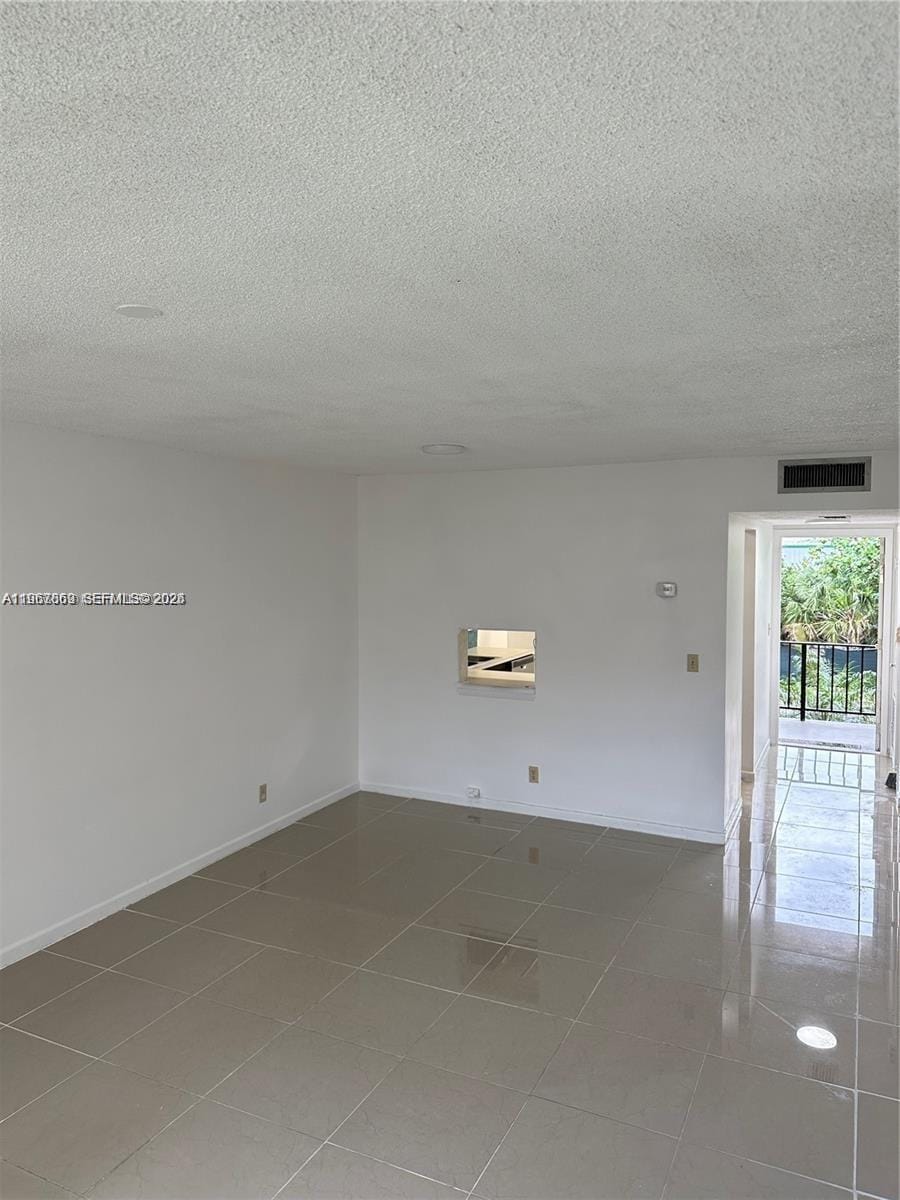 200 Ashbury Road 209 — photo 4