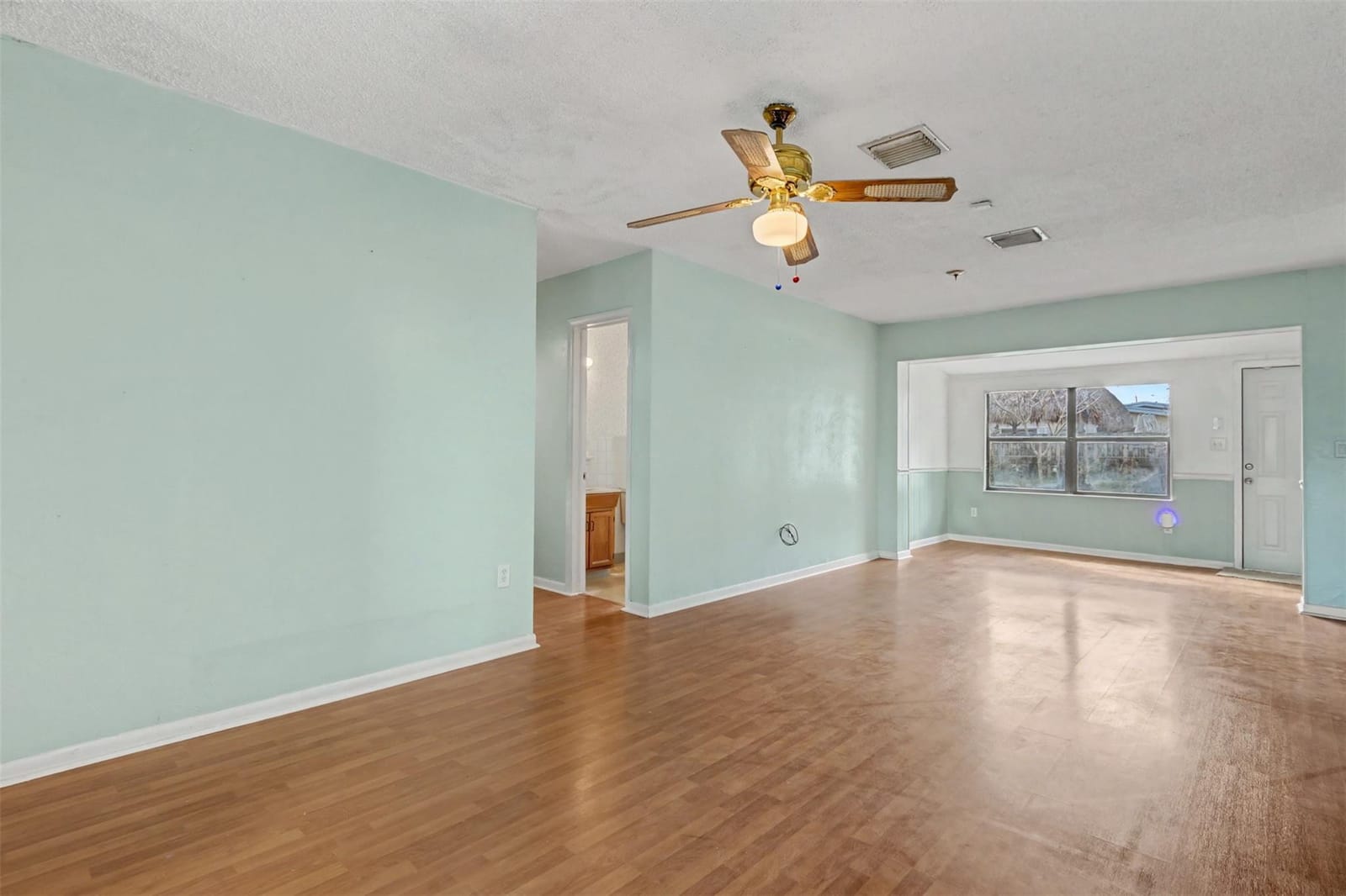 7090 Scott Street — photo 9