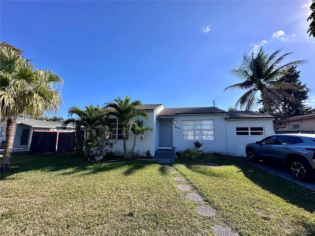 6848 SW 38th Street, Miami, FL 33155