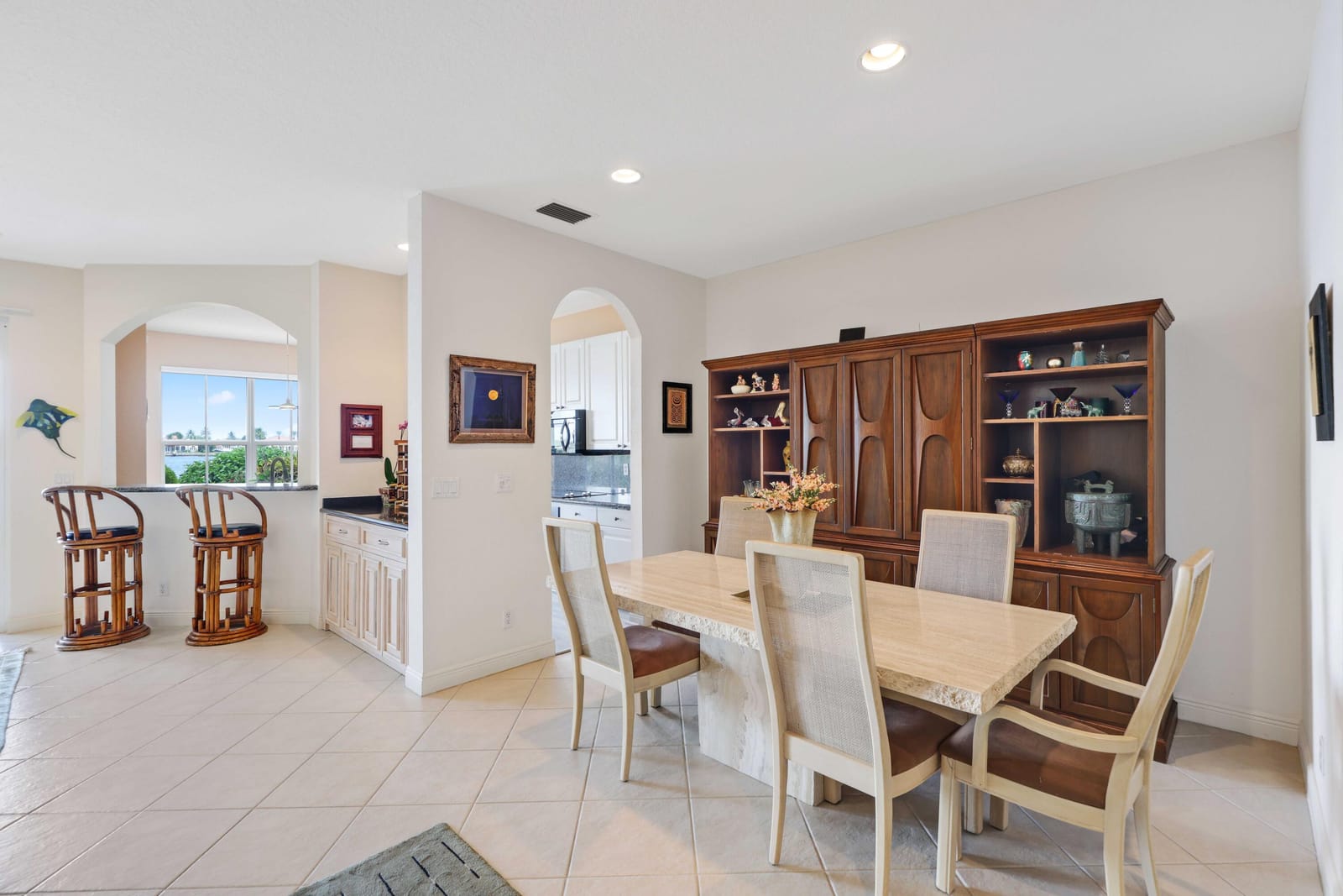 132 Las Brisas Circle, Hypoluxo, FL 33462 photo 5