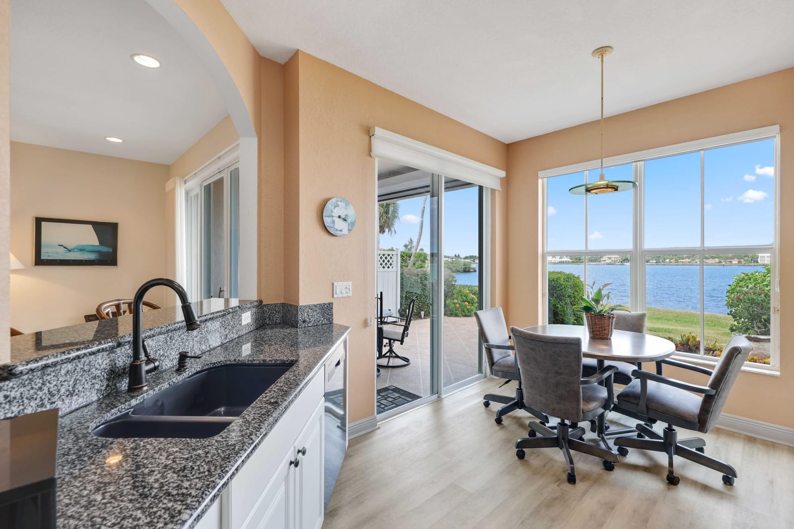 132 Las Brisas Circle, Hypoluxo, FL 33462 photo 9