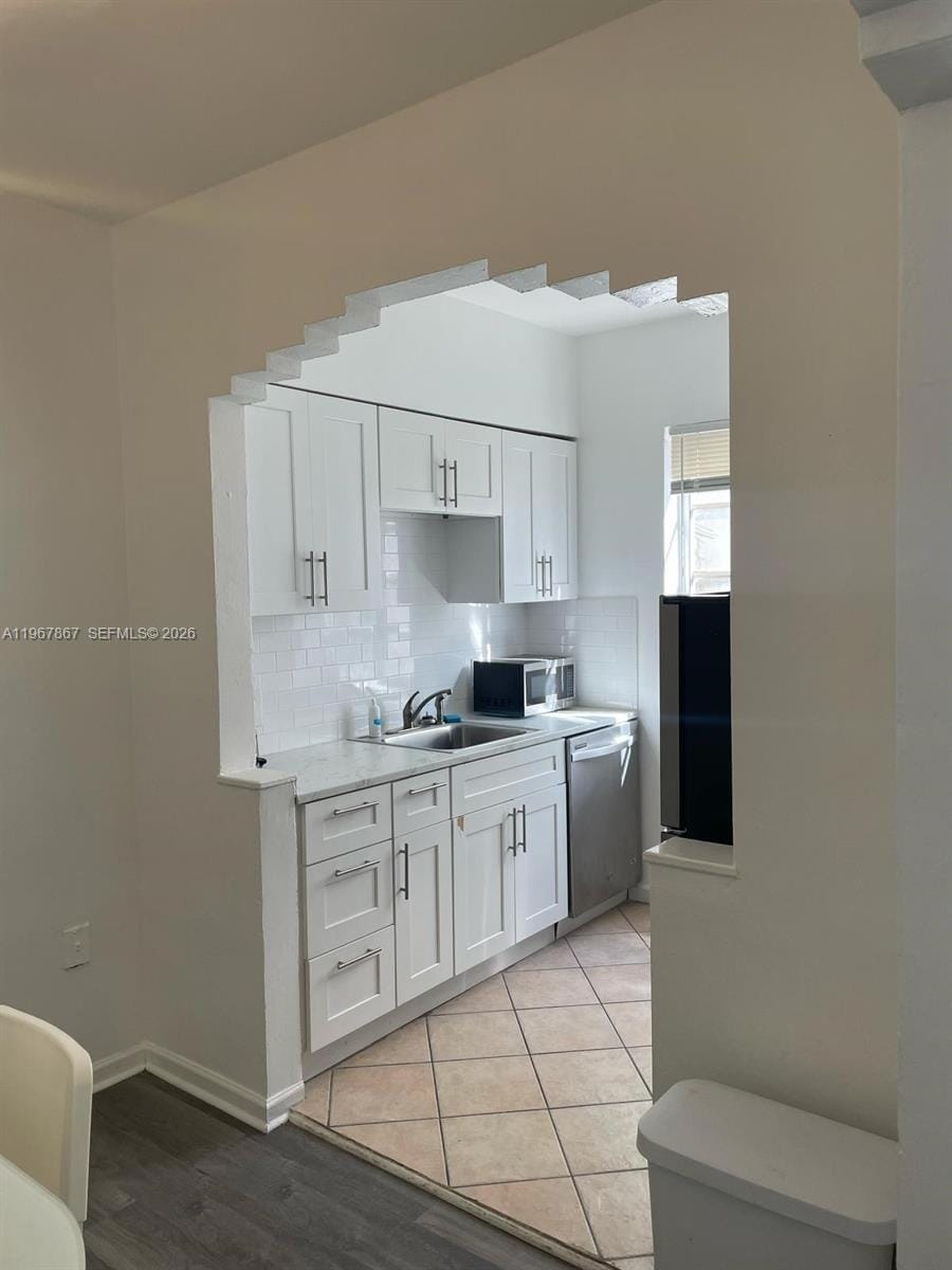 1611 Euclid Avenue 3 — photo 11