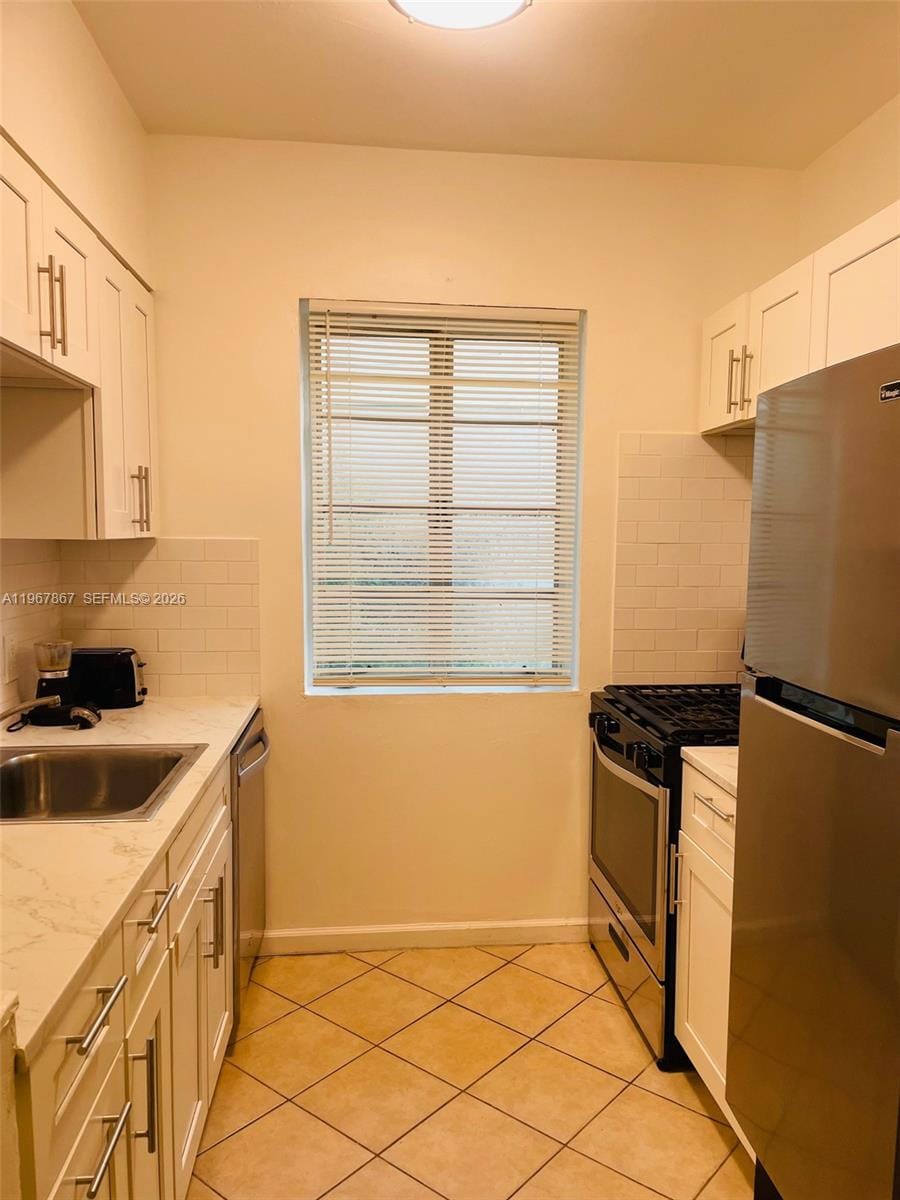 1611 Euclid Avenue 3 — photo 8