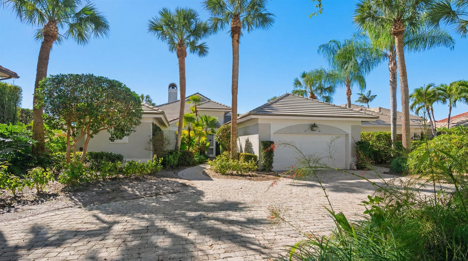 127 Echo Drive, Jupiter, FL 33458 photo 1