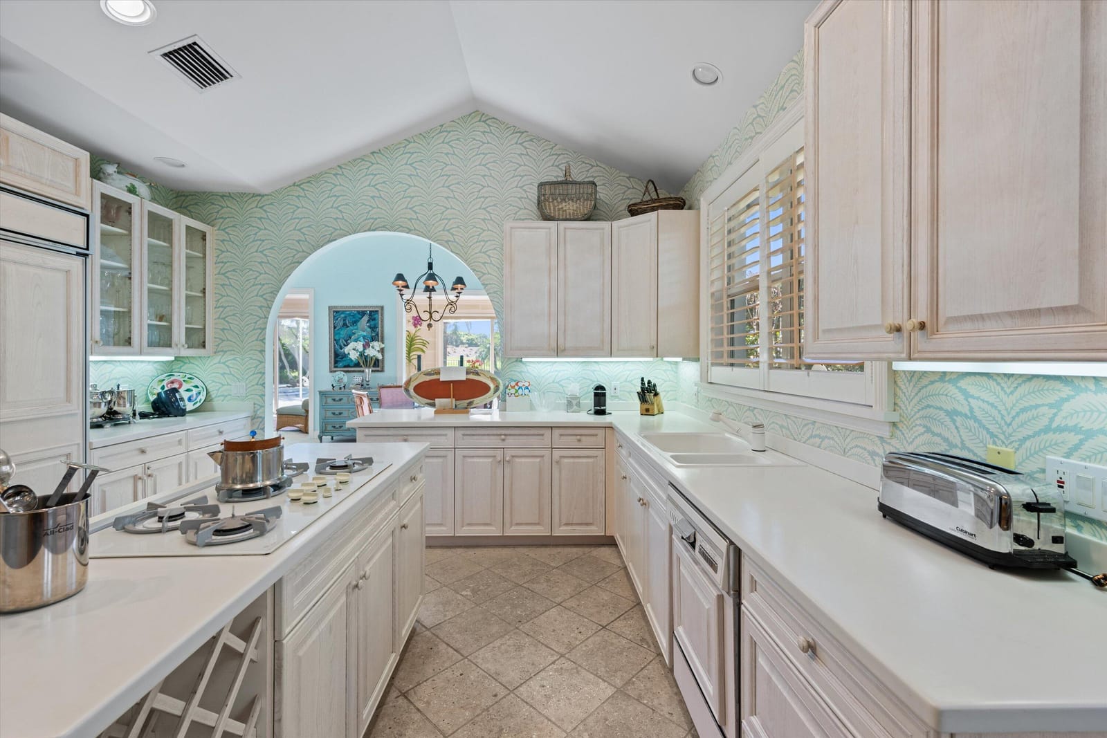 127 Echo Drive, Jupiter, FL 33458 photo 16