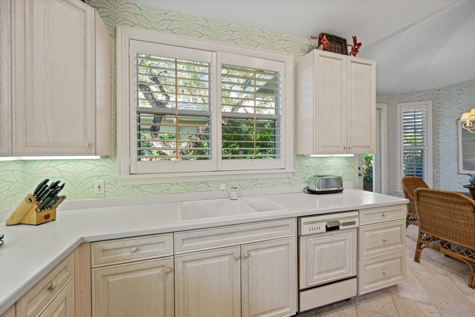 127 Echo Drive, Jupiter, FL 33458 photo 18
