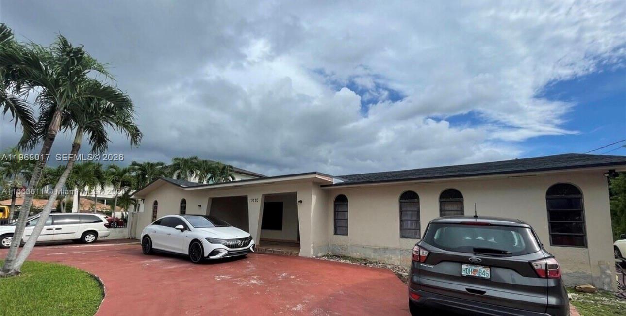 137xx SW 32nd Street, Miami, FL 33175, Miami