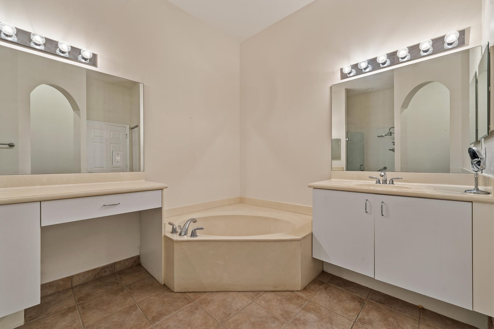 8400 Nicholls Point, West Palm Beach, FL 33411 photo 15