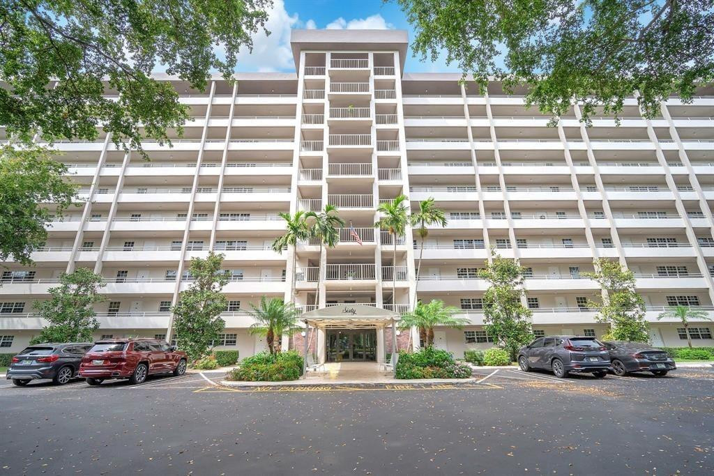 605 Oaks Drive 907, Pompano Beach, FL 33069, Pompano Beach