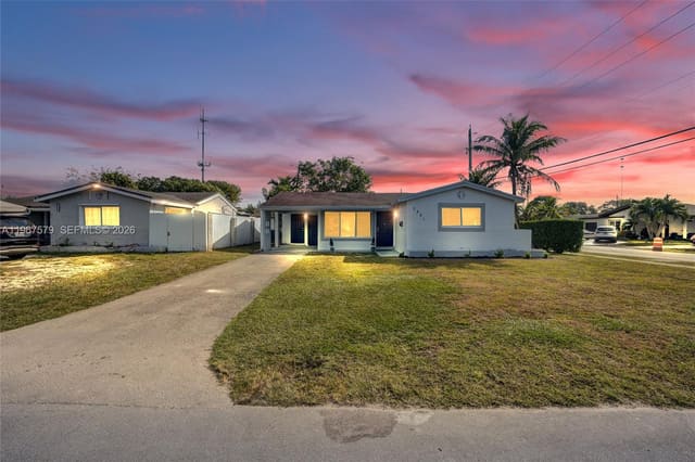 3221 SW 67th Way, sold in Miramar Sec 3, Miramar, FL