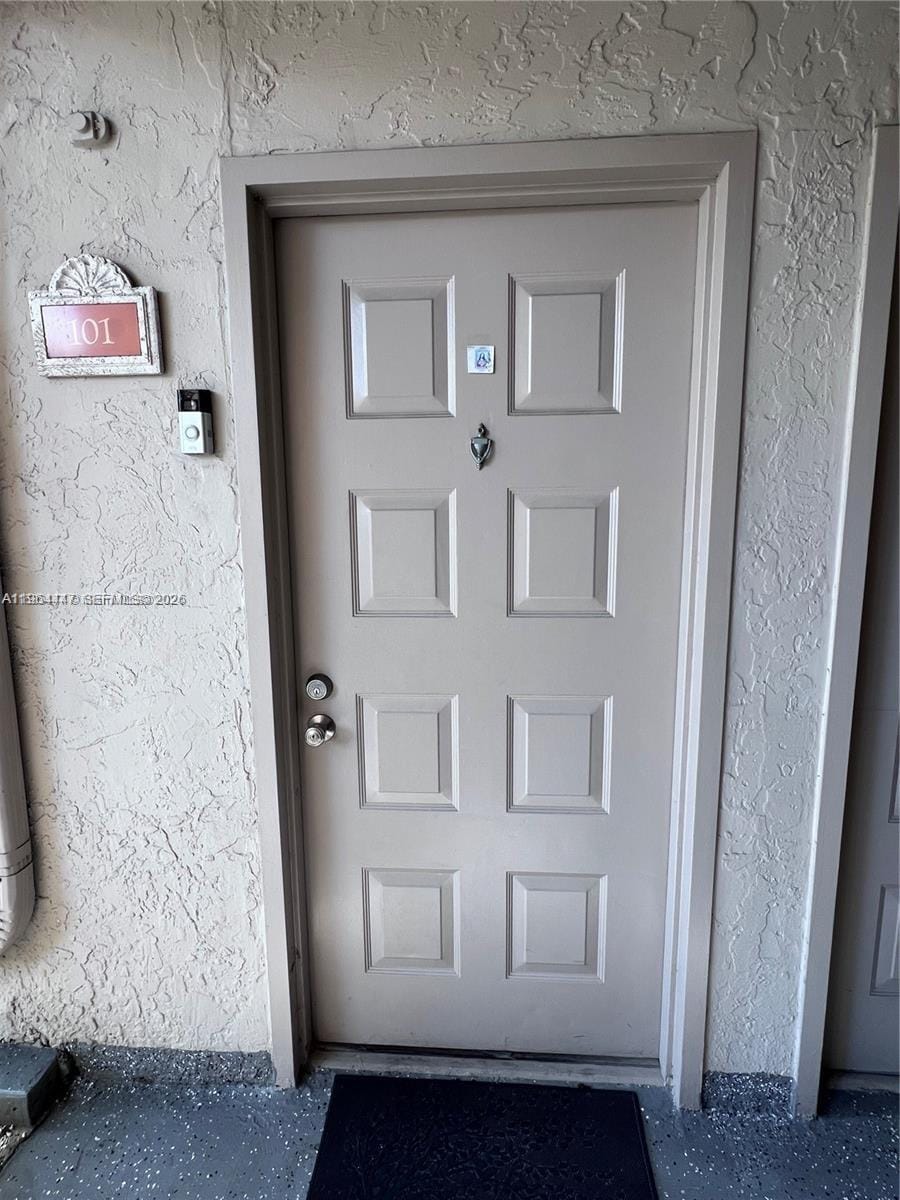 8225 Lake Drive 101, Doral, FL 33166