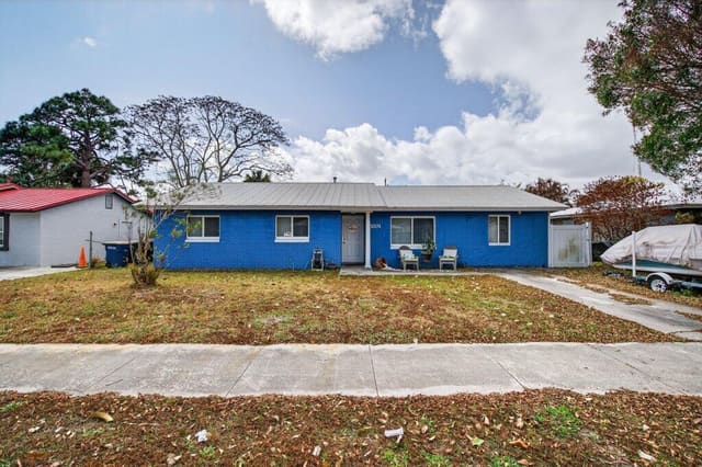 3201 Kentucky Avenue, sold in Pinecrest Estates Unit 1, Fort Pierce, FL
