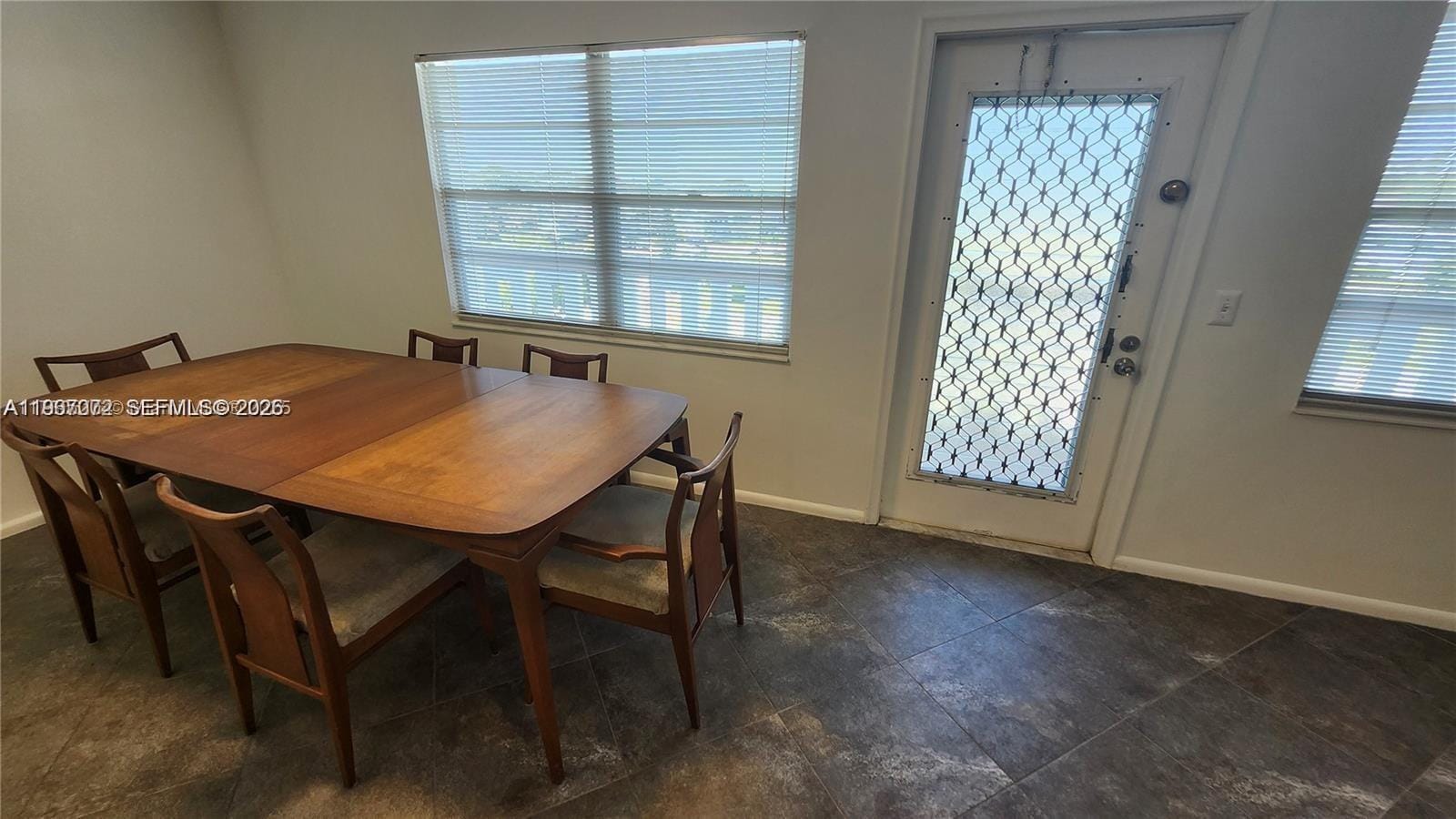 4065 N Lyndhurst N 4065 4065 — photo 5