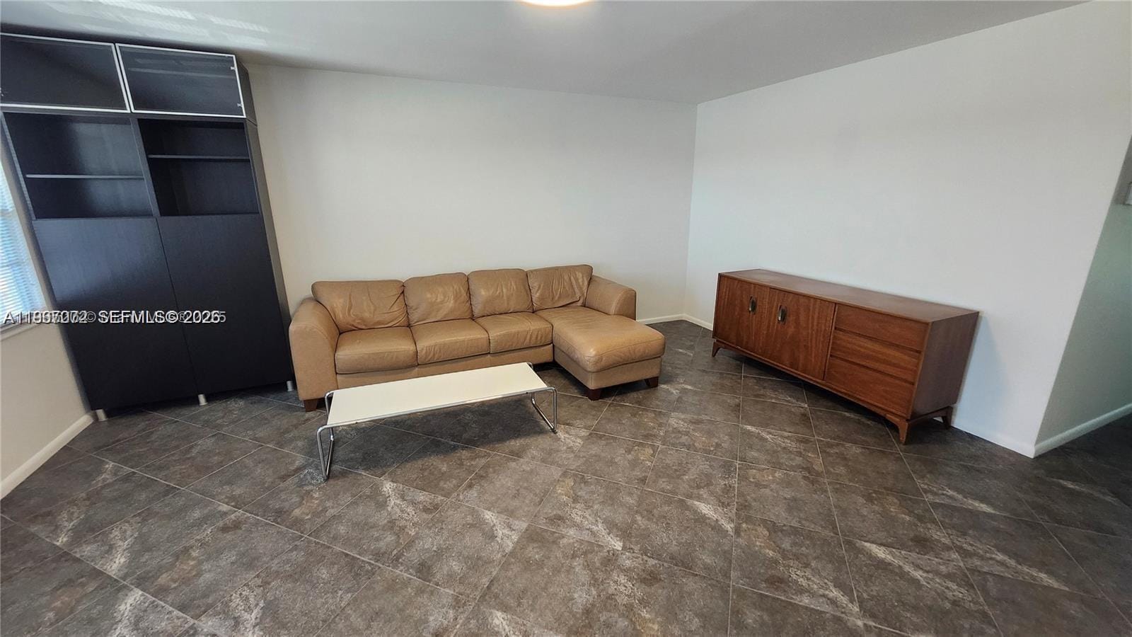 4065 N Lyndhurst N 4065 4065 — photo 6