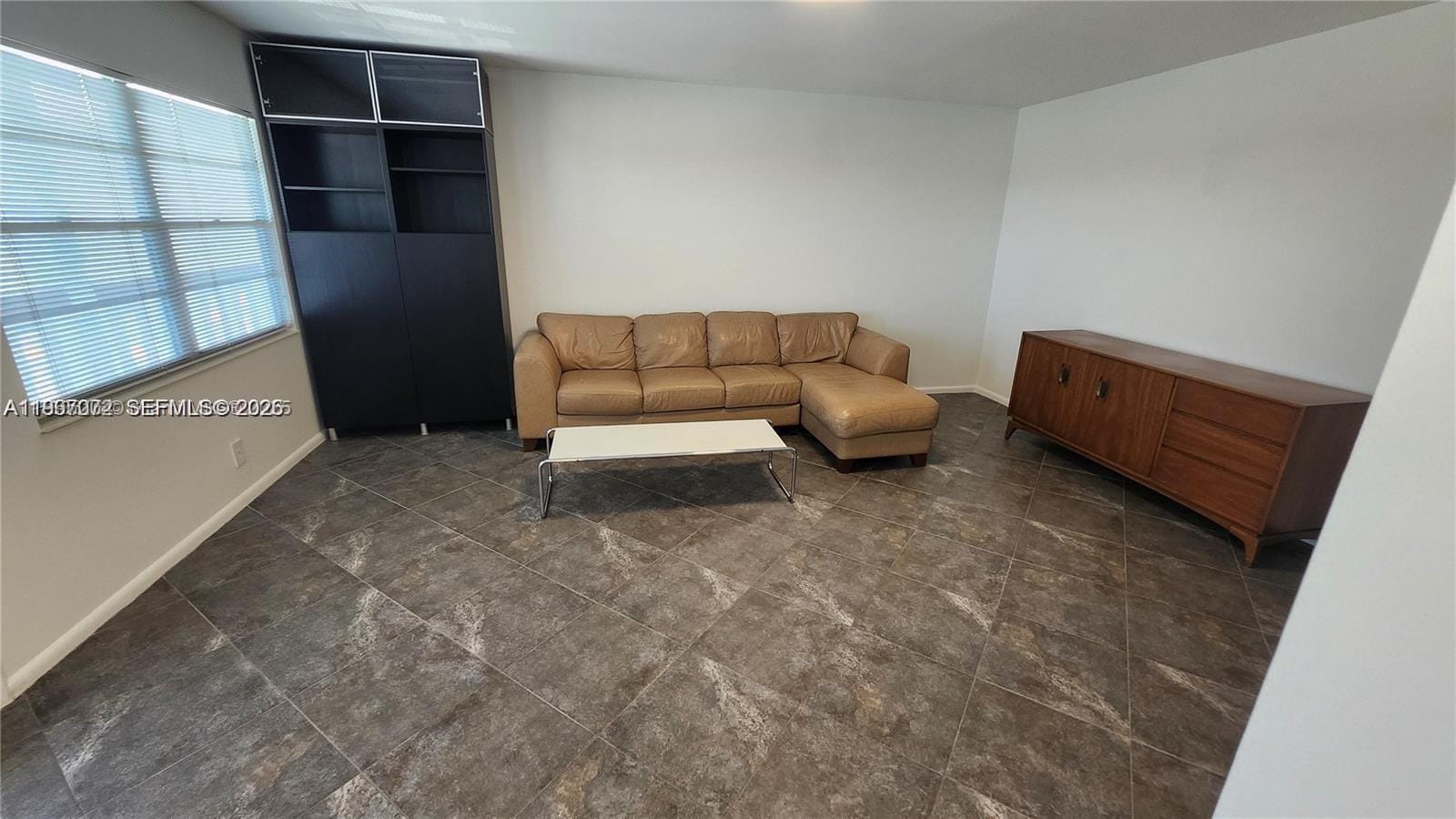 4065 N Lyndhurst N 4065 4065 — photo 7