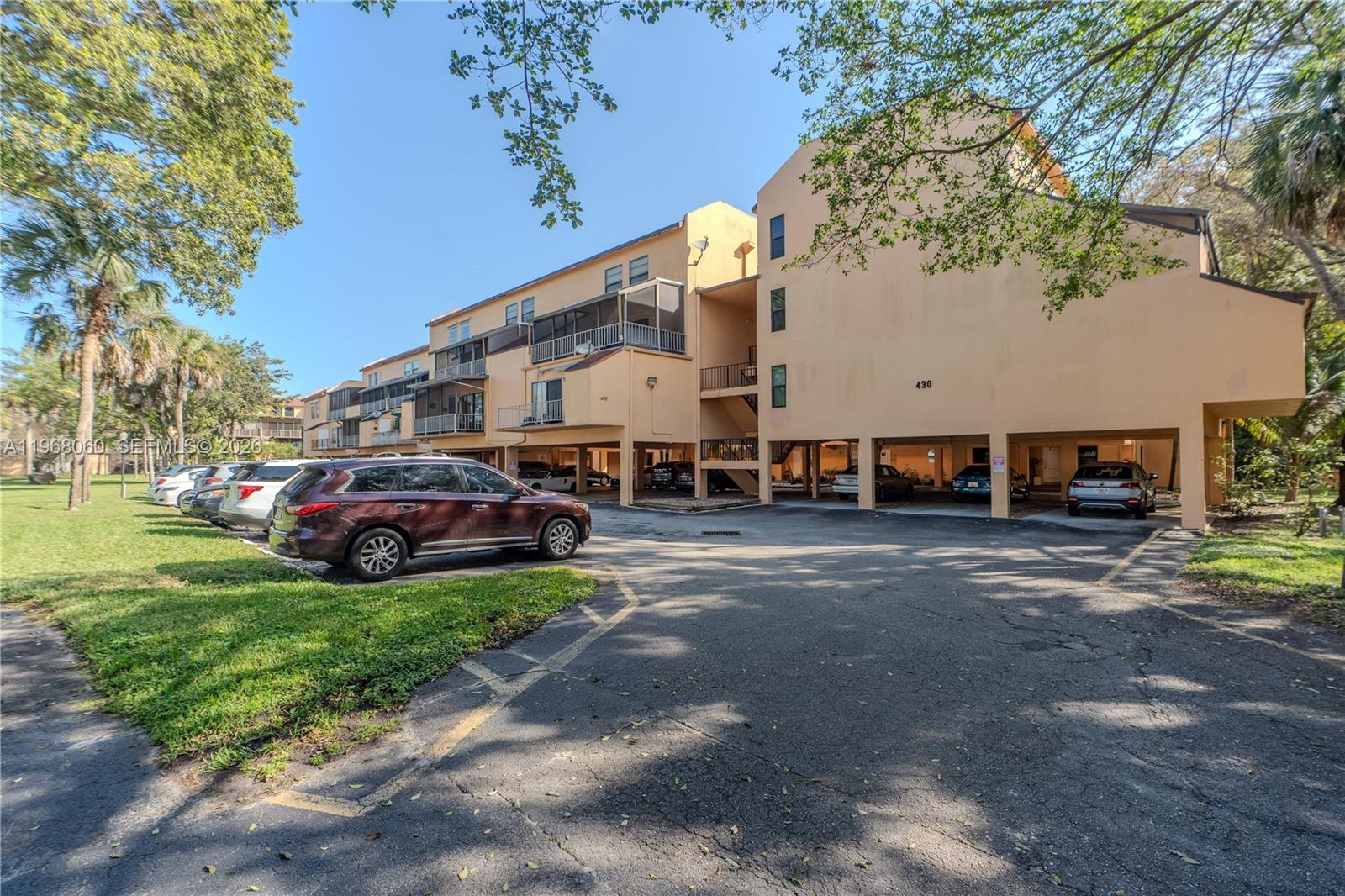 430 Commodore Drive 314, Plantation, FL 33325, Plantation