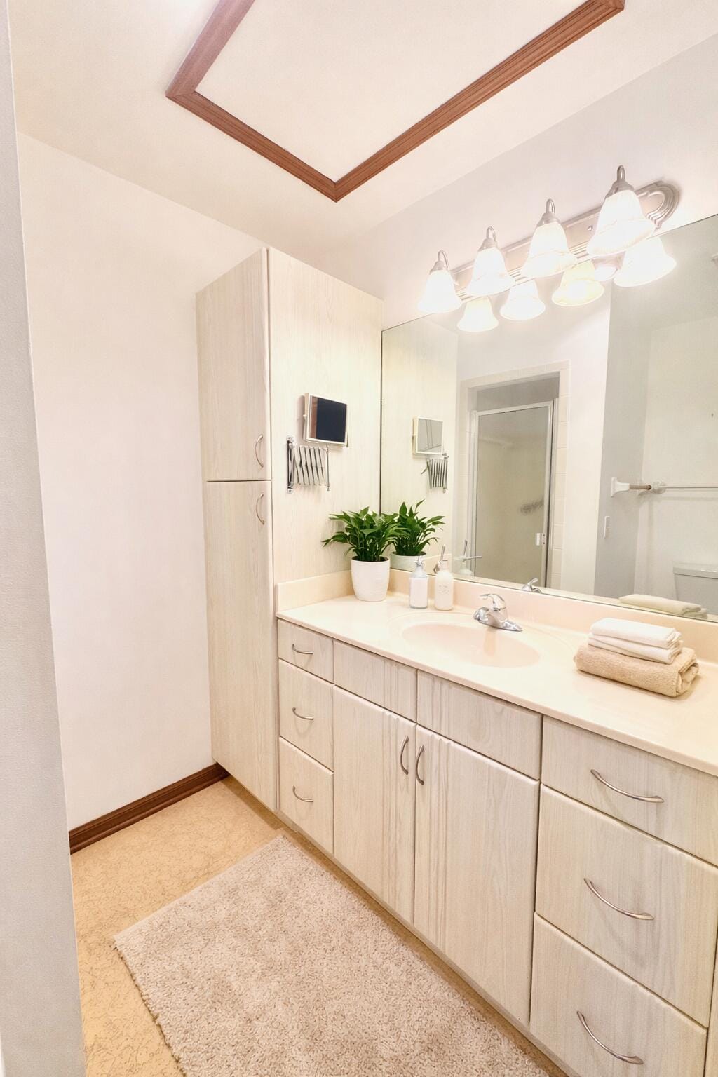 604 SE Castle Court D — photo 6