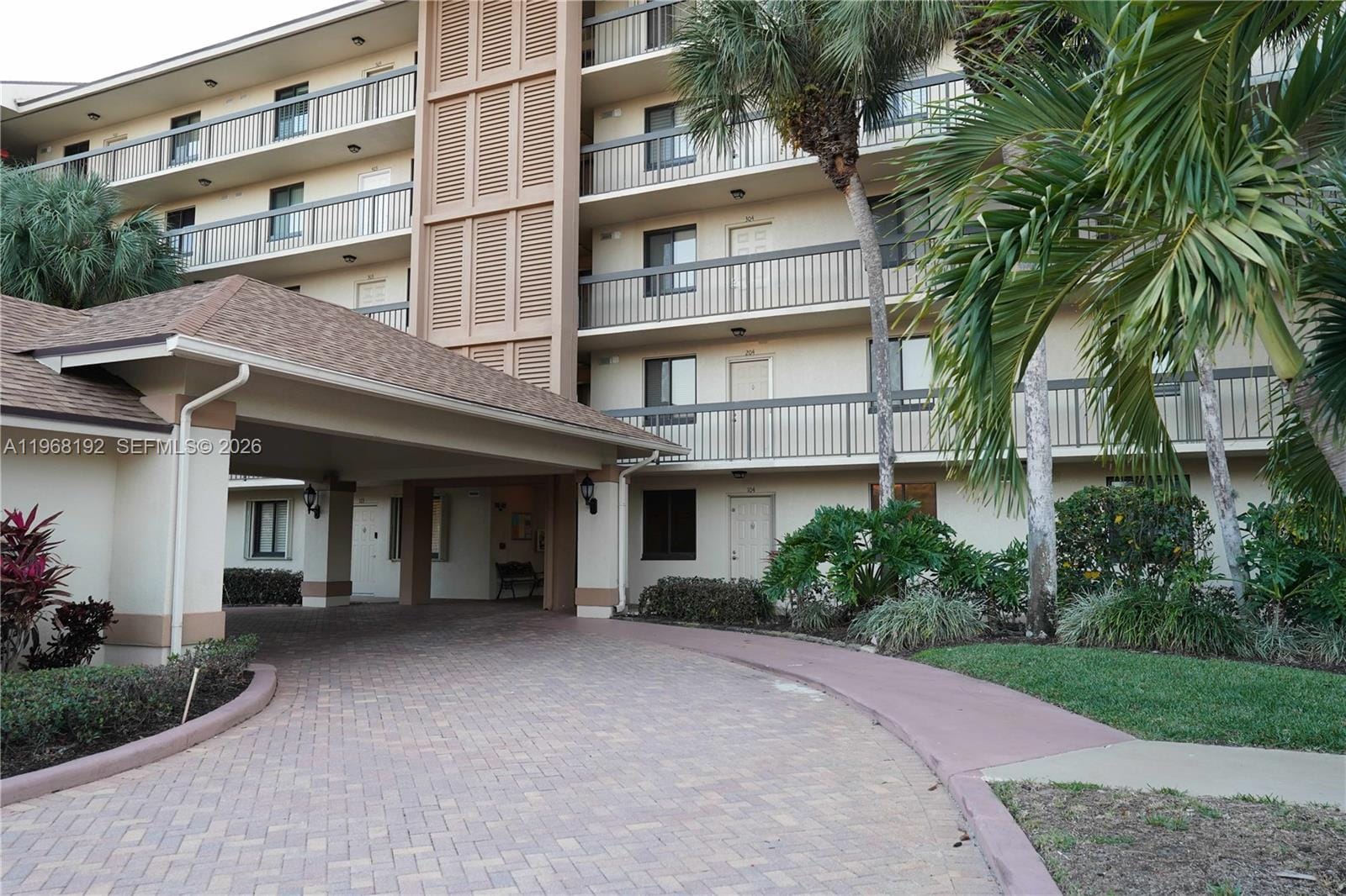 2101 Marina Isle Way 104 — photo 2