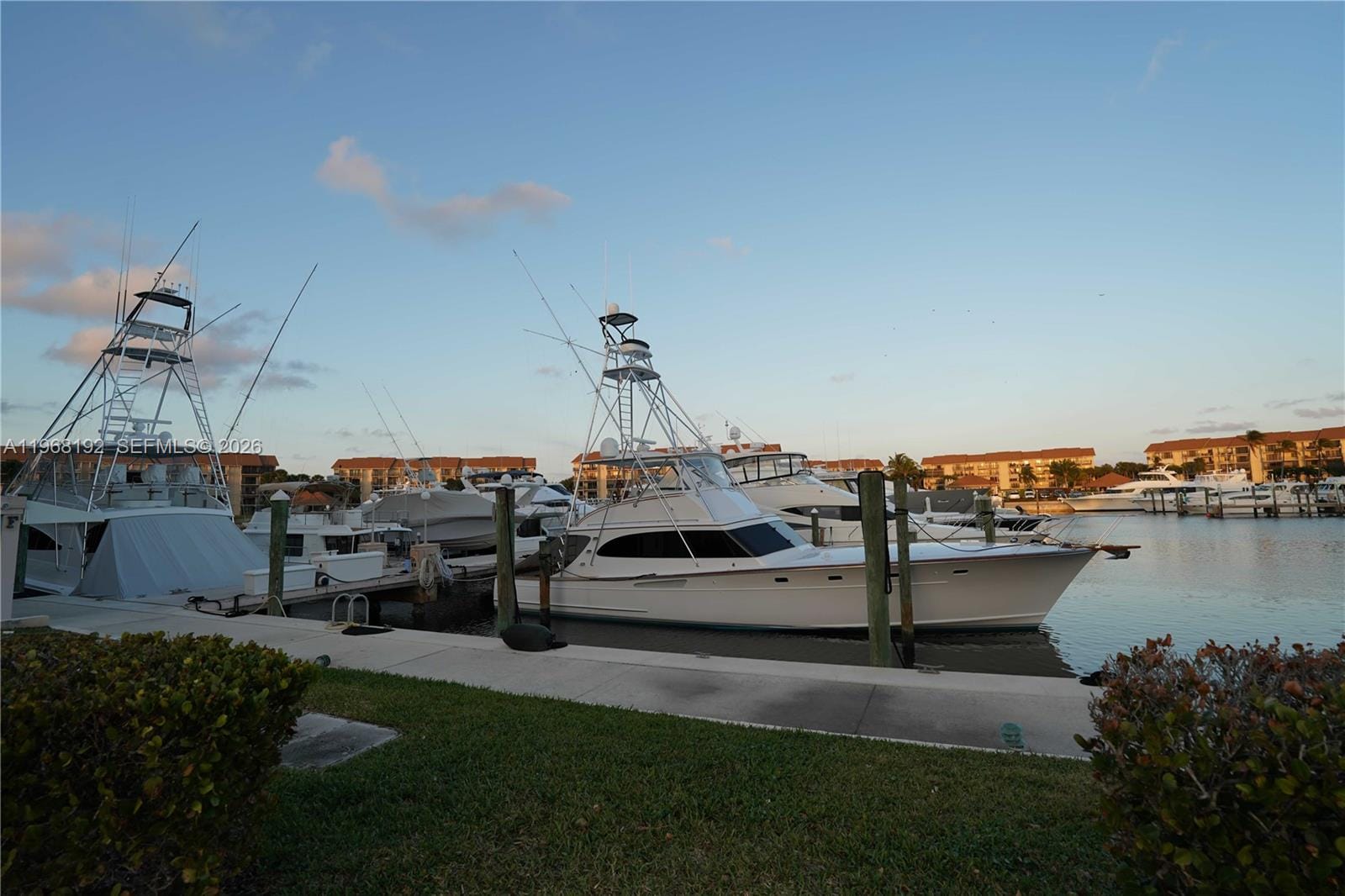 2101 Marina Isle Way 104, Jupiter, FL 33477 photo 29