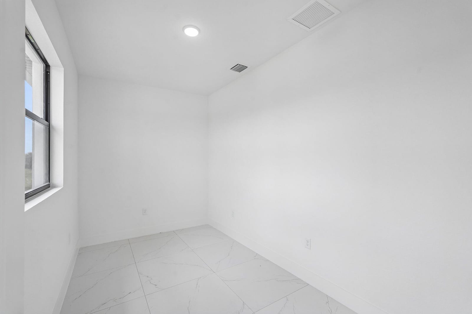 9035 W Broad Circle, LaBelle, FL 33935 photo 13