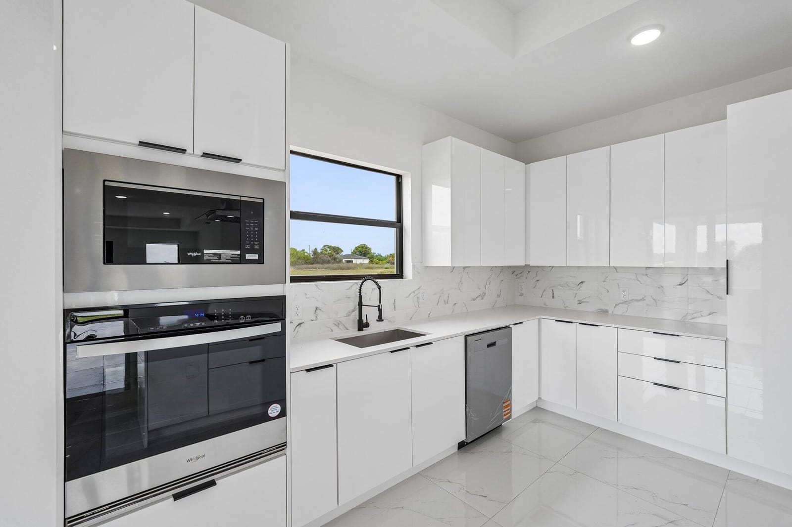 9035 W Broad Circle, LaBelle, FL 33935 photo 4