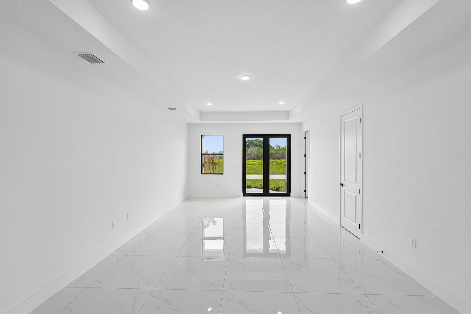 9035 W Broad Circle, LaBelle, FL 33935 photo 10