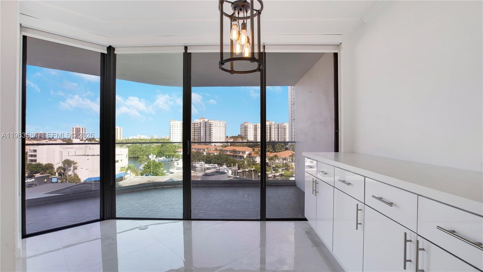 19707 Turnberry Way 8B, Aventura, FL 33180 photo 2