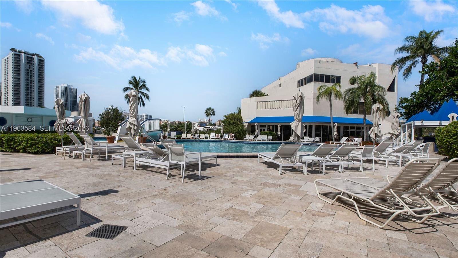 19707 Turnberry Way 8B, Aventura, FL 33180 photo 22