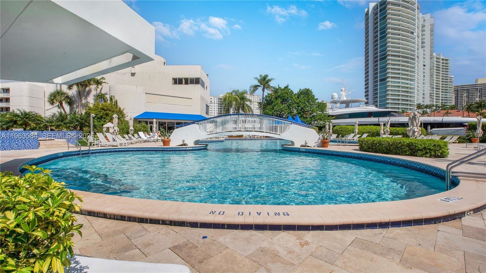 19707 Turnberry Way 8B, Aventura, FL 33180 photo 23