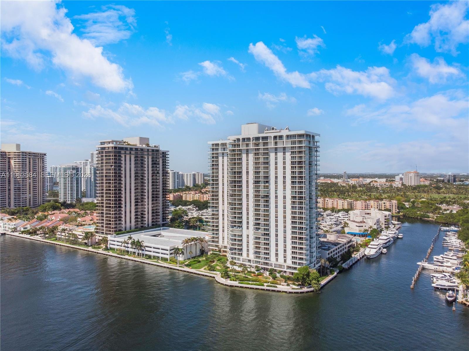 19707 Turnberry Way 8B, Aventura, FL 33180 photo 24