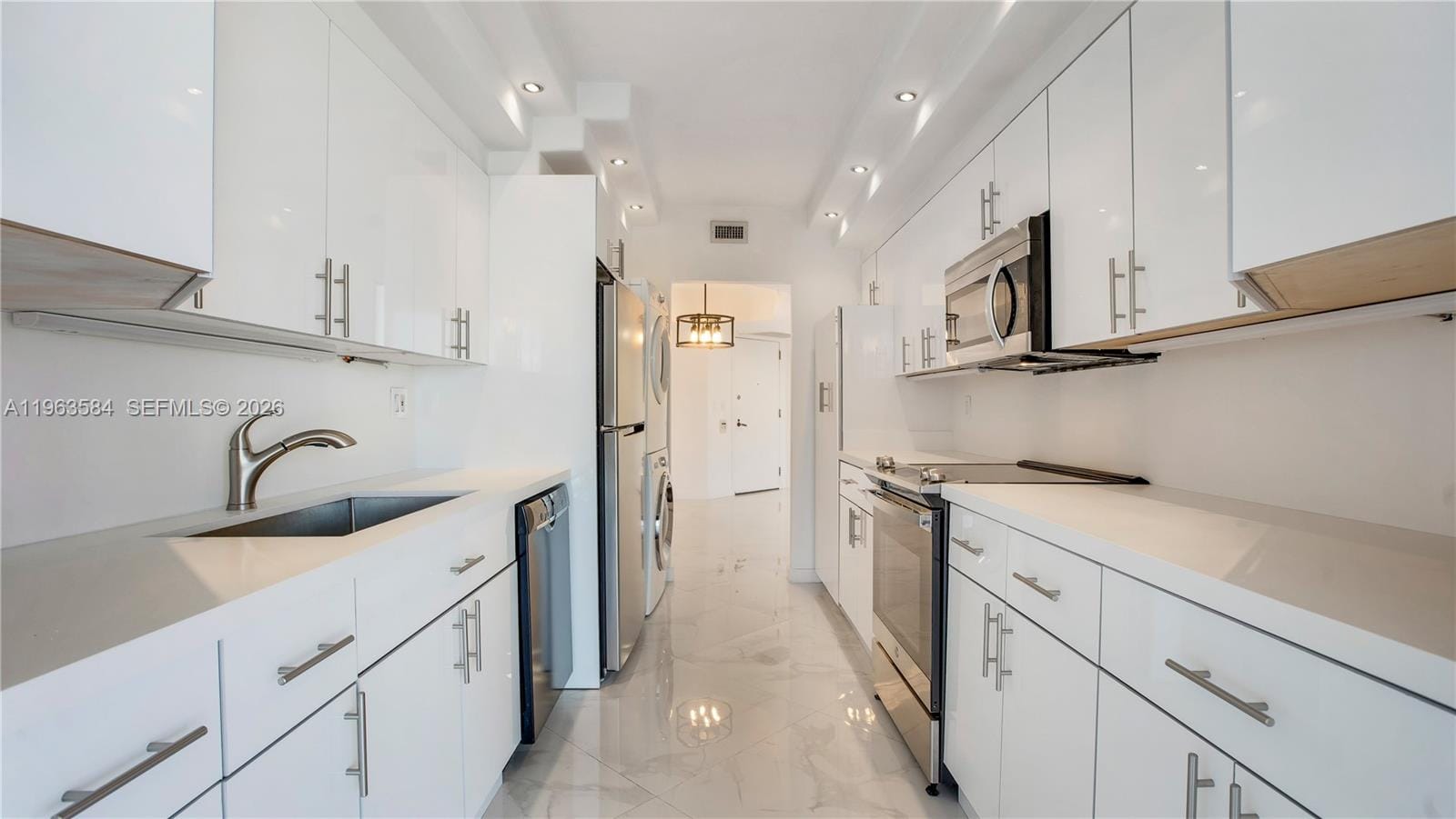 19707 Turnberry Way 8B, Aventura, FL 33180 photo 7