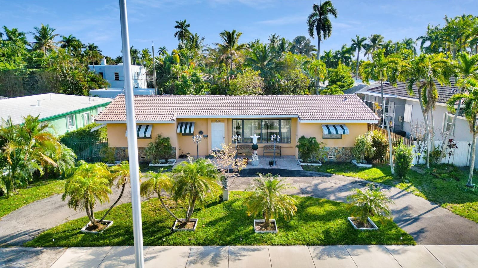 1434 Hollywood Boulevard, Hollywood, FL 33020