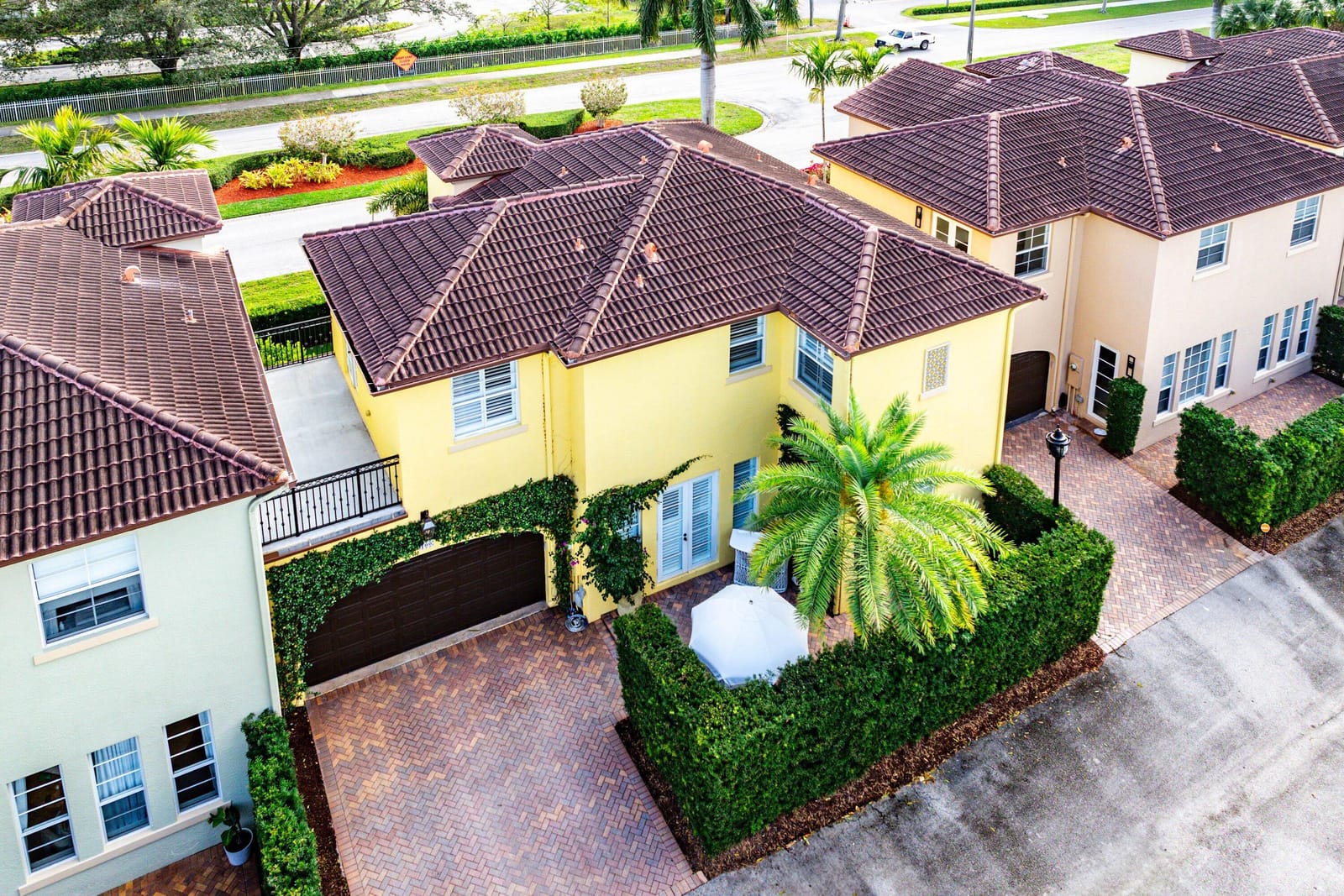 100 Via Floresta Drive, Boca Raton, FL 33487 photo 30