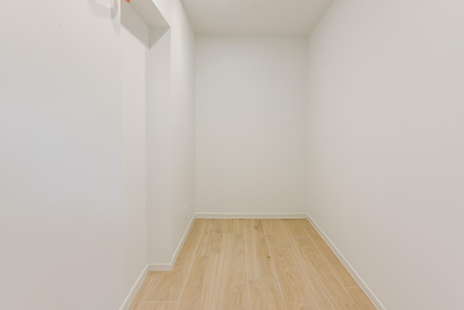 1320 S Deerfield Avenue — photo 11