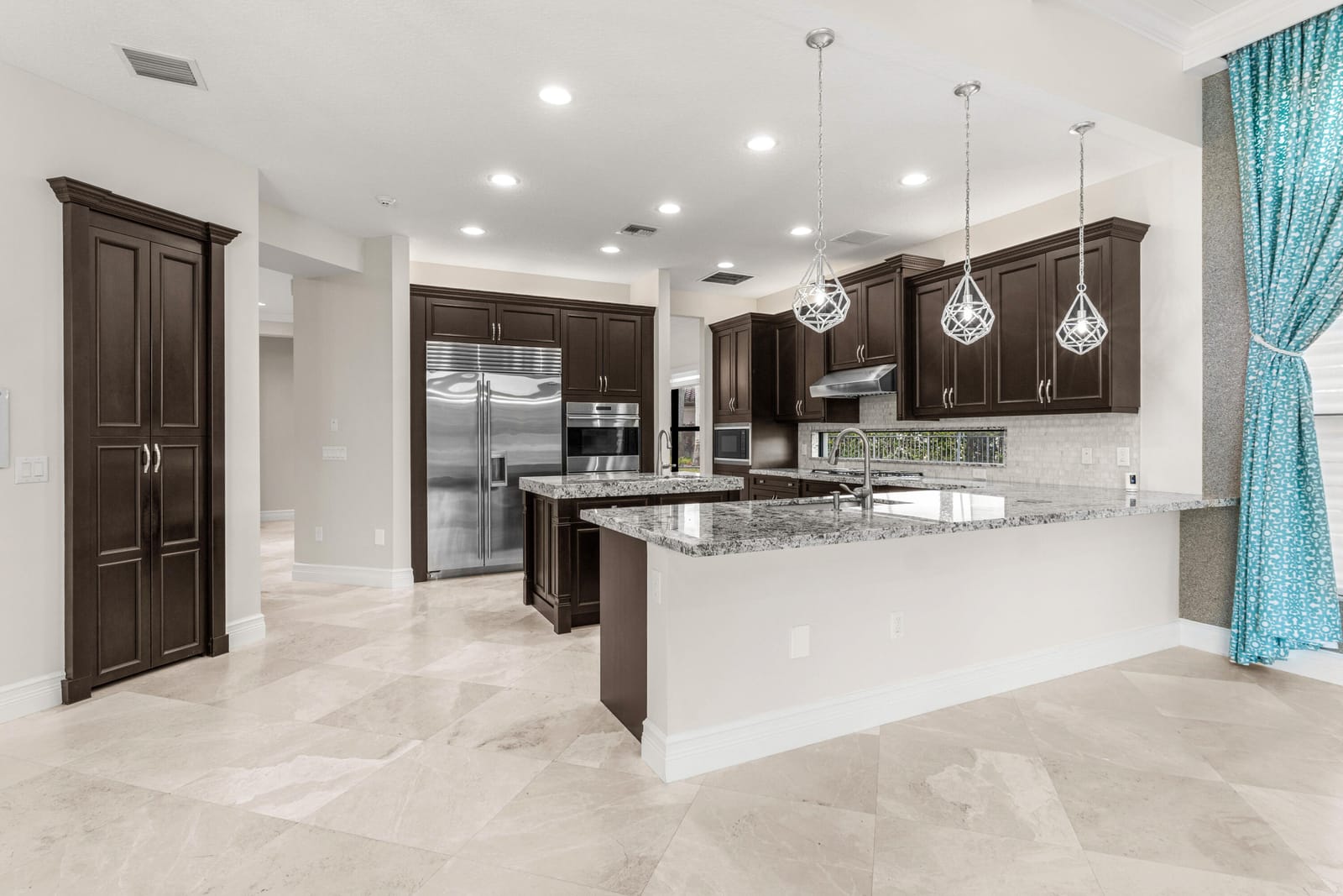 9273 Tropez Lane — photo 11