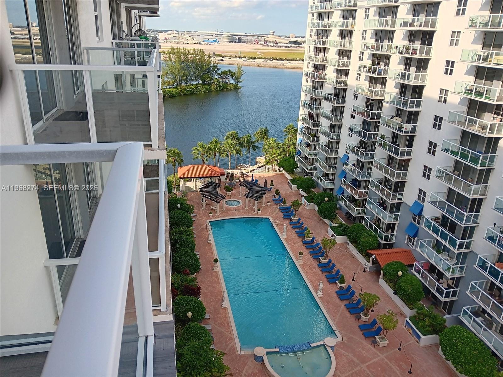 5085 NW 7th Street 1412, Miami, FL 33126 photo 11
