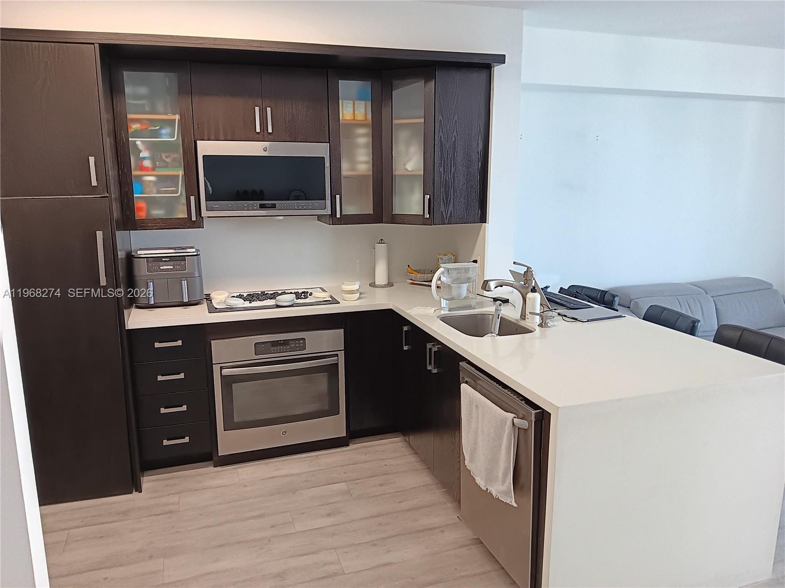 5085 NW 7th Street 1412, Miami, FL 33126 photo 3