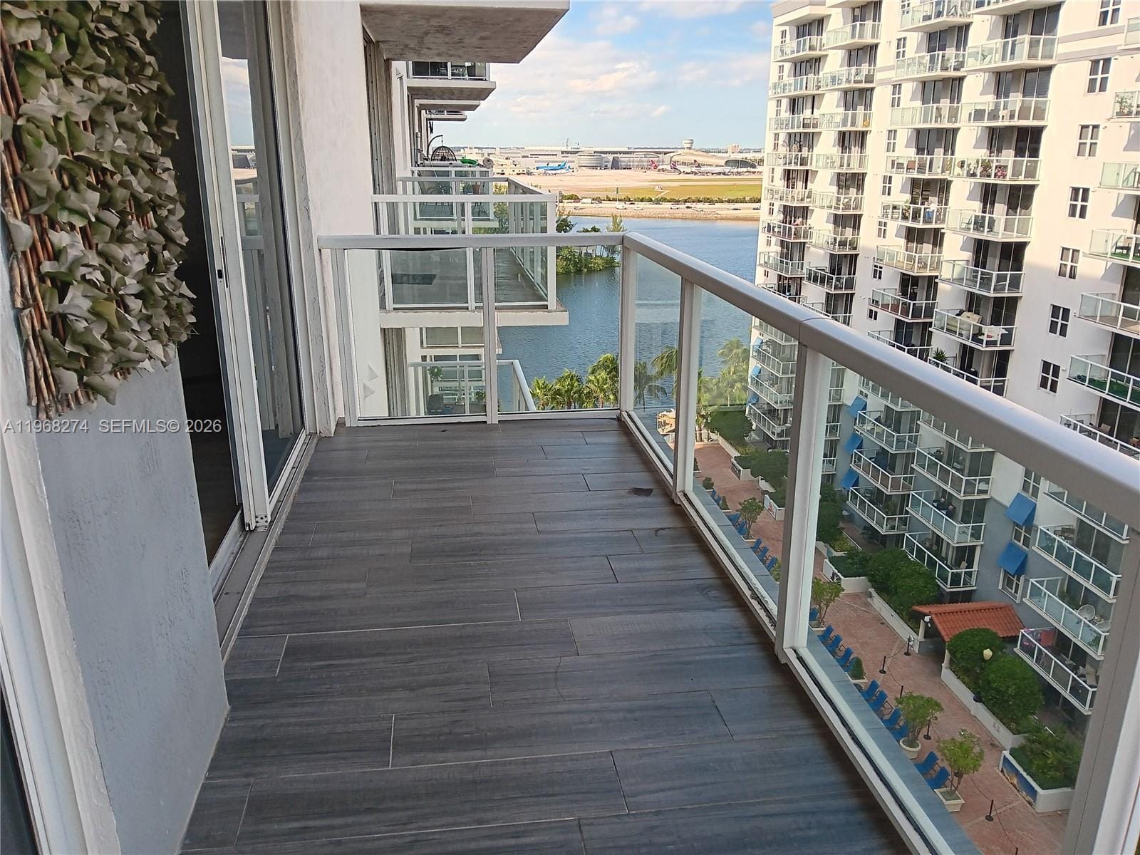 5085 NW 7th Street 1412, Miami, FL 33126 photo 9