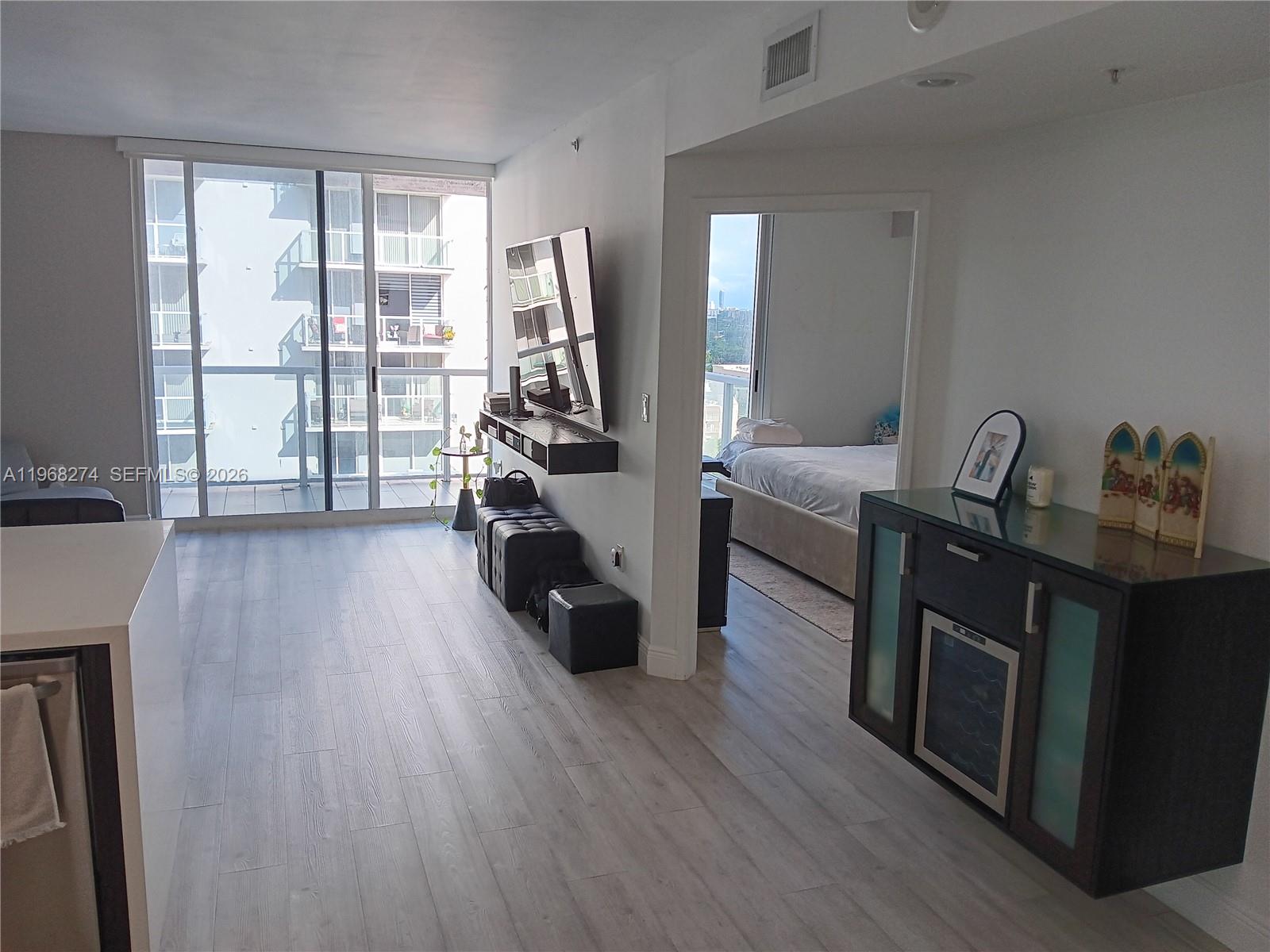 5085 NW 7th Street 1412, Miami, FL 33126, Miami